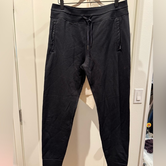Lululemon pants - Picture 1 of 6